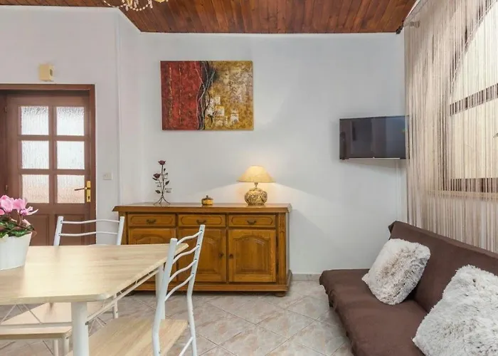 Appartamento Dory By Rent Istria